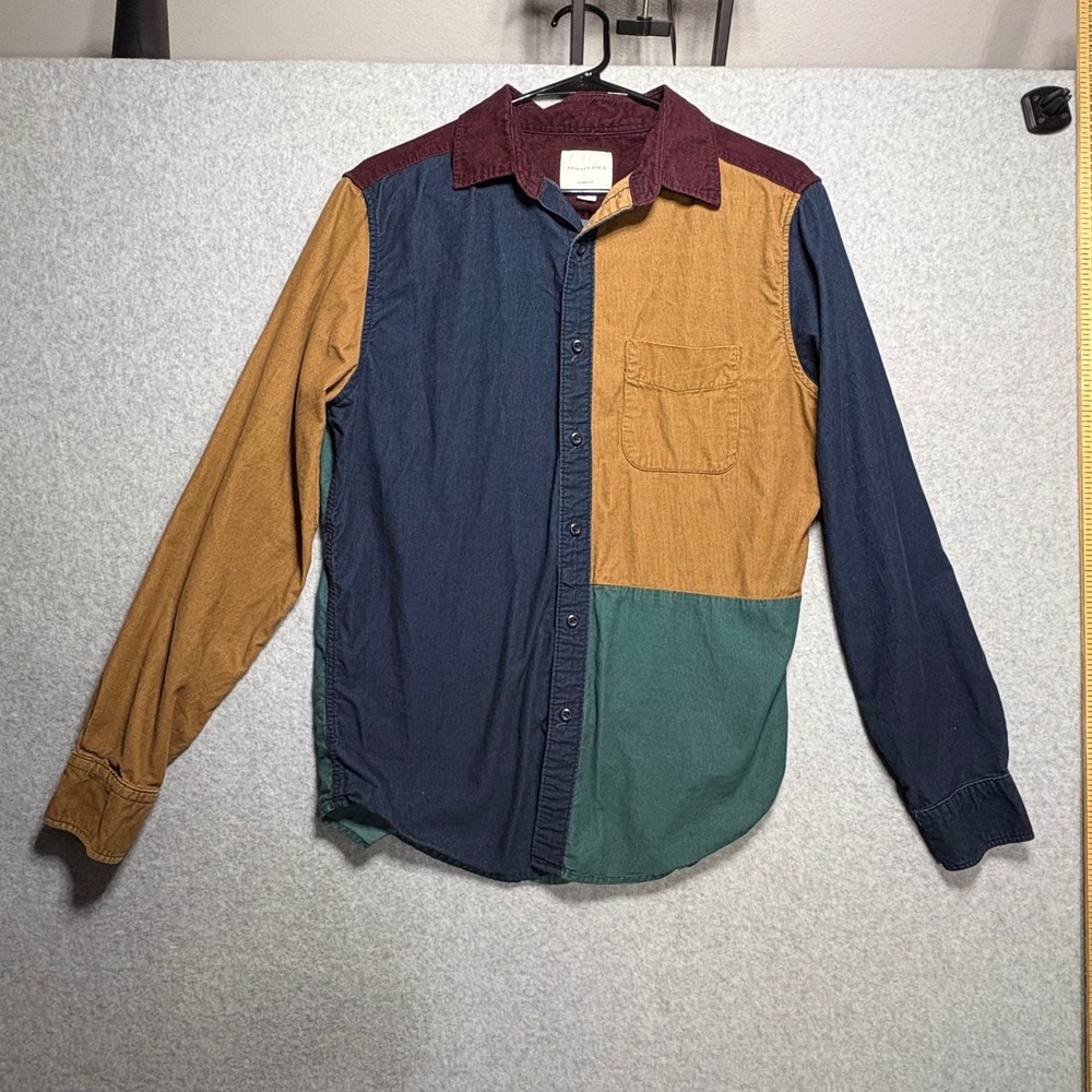 American Eagle Mens Medium Colorblock Corduroy Button Down Shirt Classic Fit M